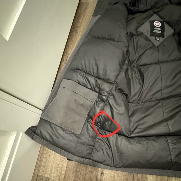 Men’s Canada Goose Chateau Parka Fusion Fit Down Jacket XS in Graphite - Picture 4 of 7
